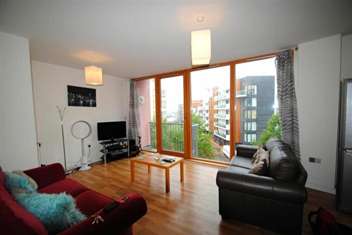 1 Bedroom Flat To Rent In Flat, Balmoral House, Canons Way, Bristol, BS1