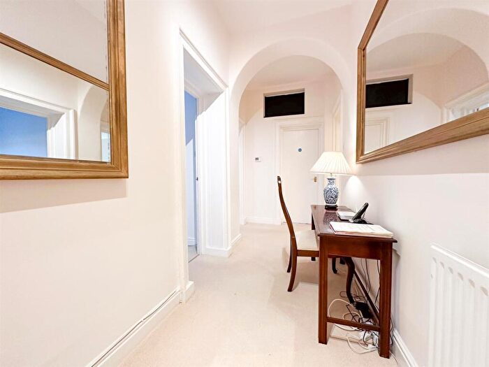 2 Bedroom Apartment To Rent In Lansdown Place, Cheltenham, GL50