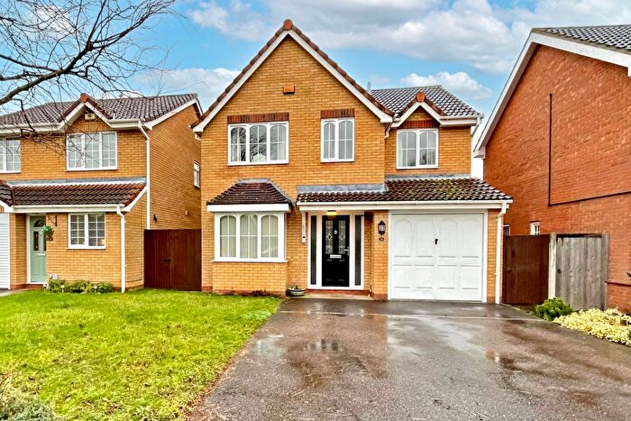 4 Bedroom Detached House For Sale In Foxglove Drive, Biggleswade, SG18