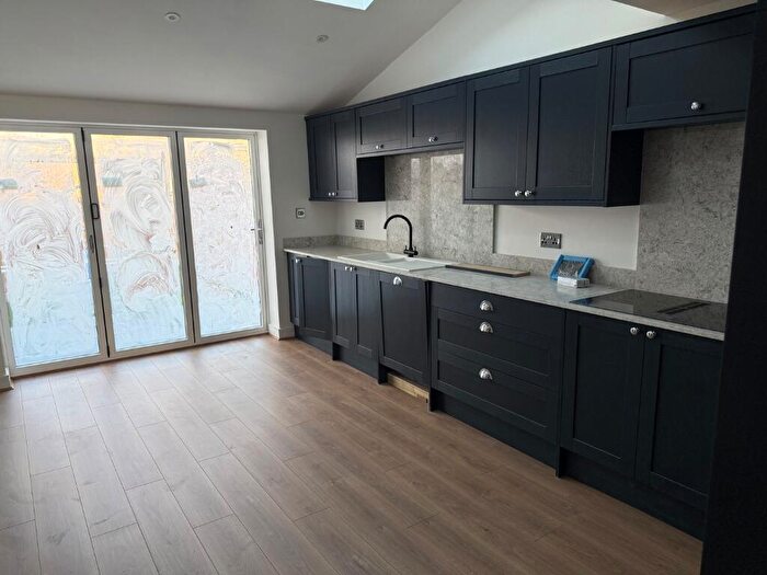 2 Bedroom End Of Terrace House To Rent In Red Row, Stockport, Greater Manchester, SK7