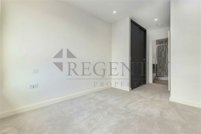 2 Bedroom Apartment To Rent In Azure House, Brook Road, N8