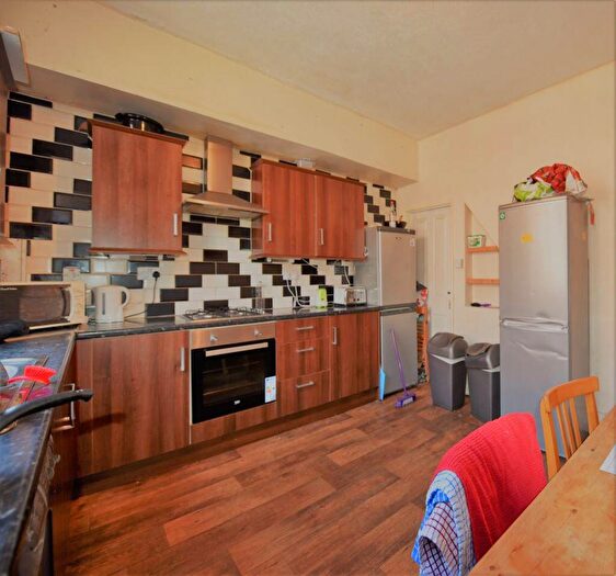 8 Bedroom House To Rent In & Welton Place, LS6