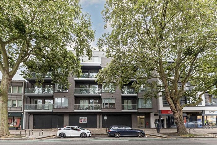 1 Bedroom Flat To Rent In Chiswick High Road, Chiswick, W4