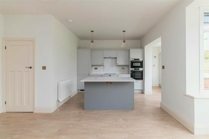 5 Bedroom Semi-Detached House For Sale In Rokeby Drive, Kenton, Newcastle Upon Tyne, NE3