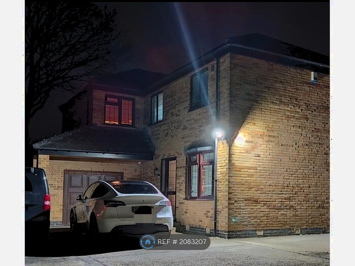 4 Bedroom Detached House To Rent In Greengate Lane, Sheffield, S13