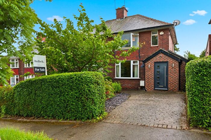 3 Bedroom Semi-Detached House For Sale In Warminster Crescent, Sheffield, S8