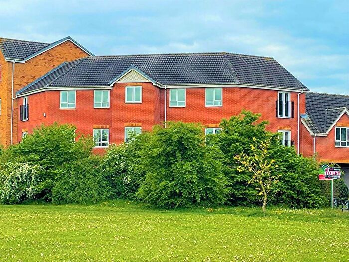 2 Bedroom Apartment To Rent In Wakelam Drive, Armthorpe, Doncaster, DN3