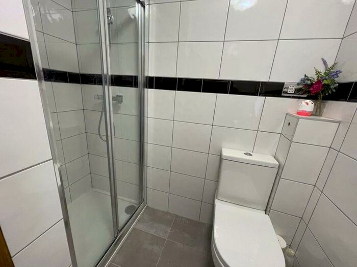 2 Bedroom Apartment To Rent In Newnham Street, Castle Quarter, Bedford, MK40