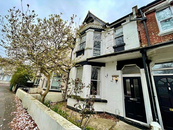 6 Bedroom Property To Rent In Churchill Road, Bournemouth, BH1