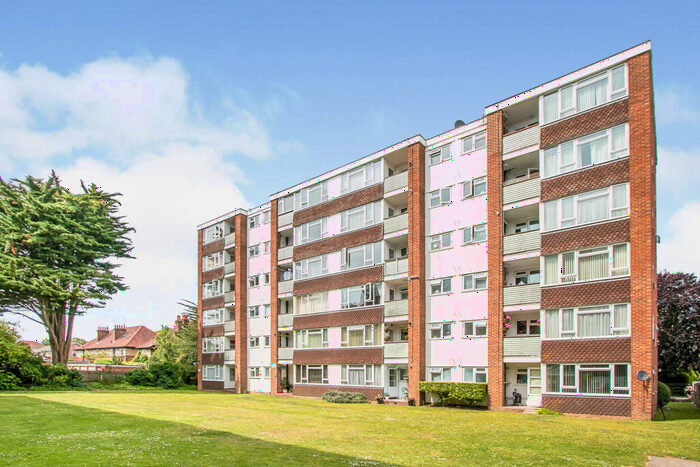 2 Bedroom Apartment To Rent In Lindum Court, Princess Road, BH12