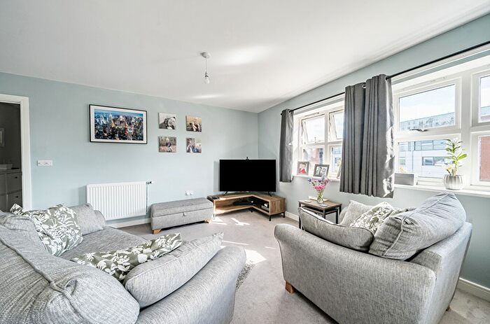 2 Bedroom Flat For Sale In Burke Place, Wellesley, Aldershot, GU11