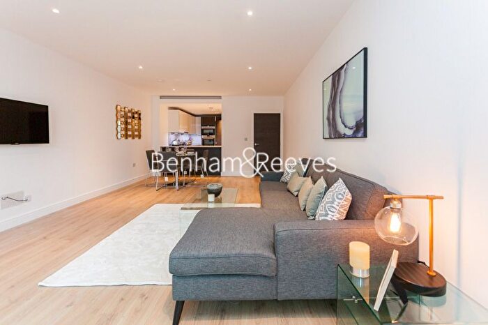 2 Bedroom Flat To Rent In Beadon Road, Fulham, W6