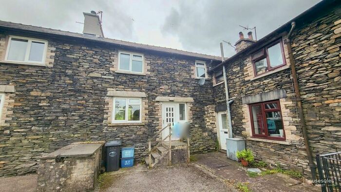 3 Bedroom Town House For Sale In Winstanley Place Bowston, Kendal, LA8