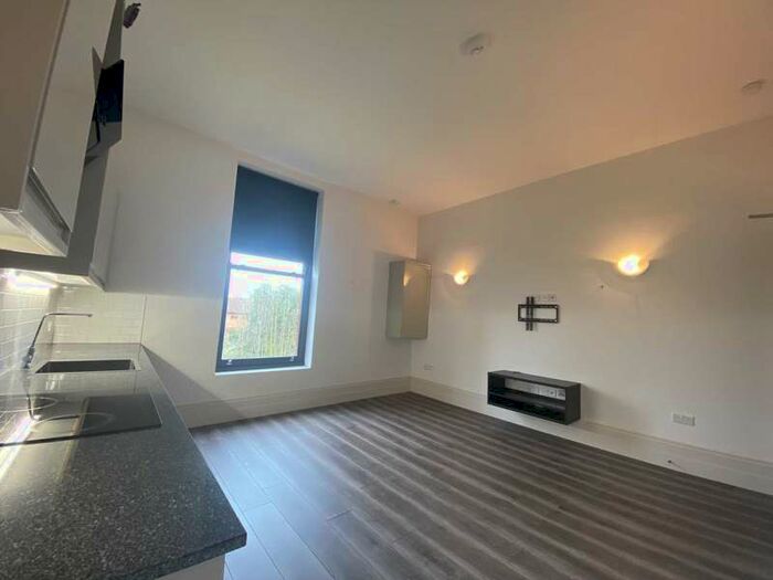 1 Bedroom Apartment To Rent In Livingston Drive North, Liverpool, L17