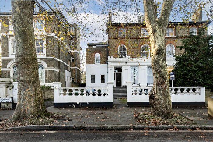 2 Bedroom Apartment To Rent In Highbury New Park, Islington, London, N5