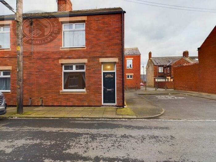 2 Bedroom Terraced House To Rent In Newton Street, Ferryhill, DL17