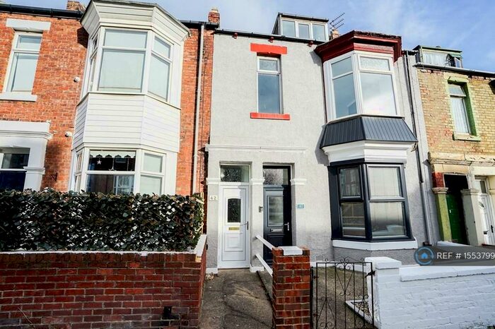 4 Bedroom Maisonette To Rent In Pollard Street, South Shields, NE33
