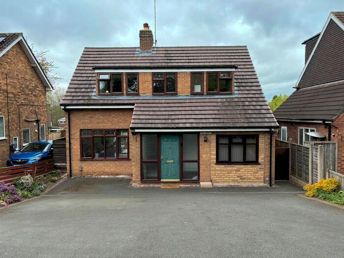 3 Bedroom Detached House To Rent In Weston Road, Stafford, ST16