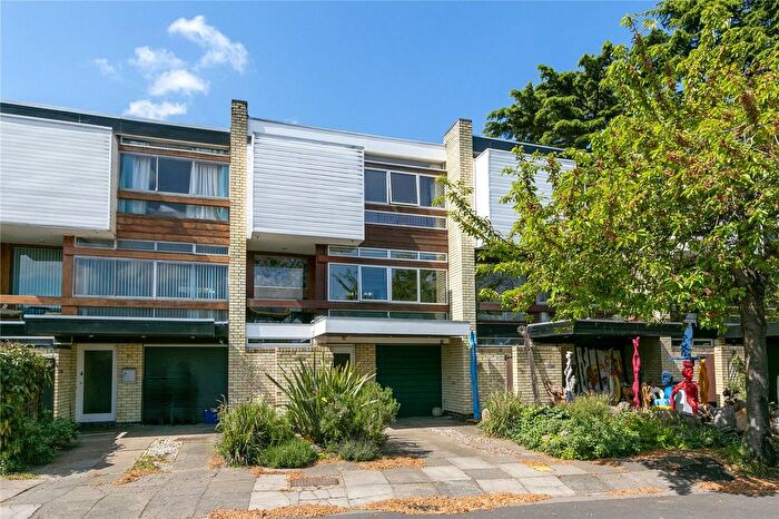 4 Bedroom Terraced House For Sale In Blandford Road, Teddington, TW11