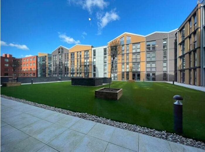 2 Bedroom Flat To Rent In Arden Gate, Communication Row, Birmingham, B15