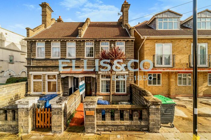 3 Bedroom Semi-Detached House To Rent In Shirley Gardens, London, W7