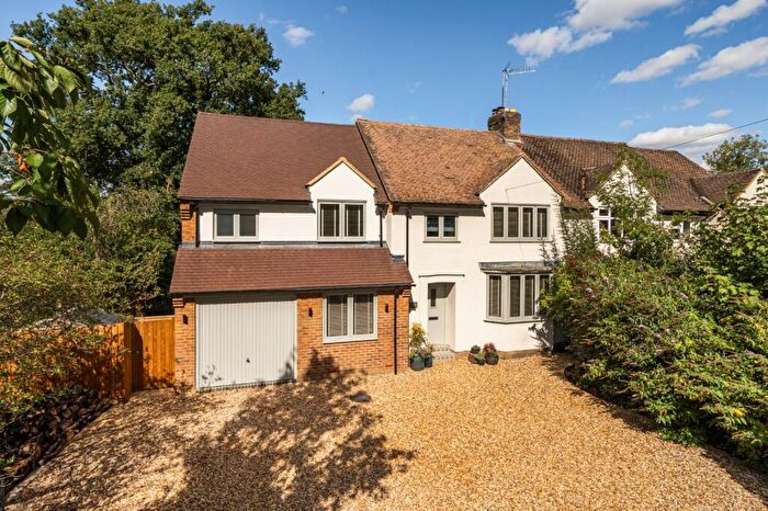 5 Bedroom Semi-Detached House For Sale In Sywell Road, Overstone, Northampton, Northamptonshire, NN6