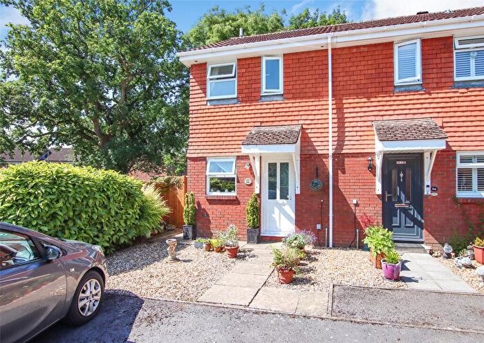 2 Bedroom End Of Terrace House For Sale In Spartina Drive, Lymington, Hampshire, SO41