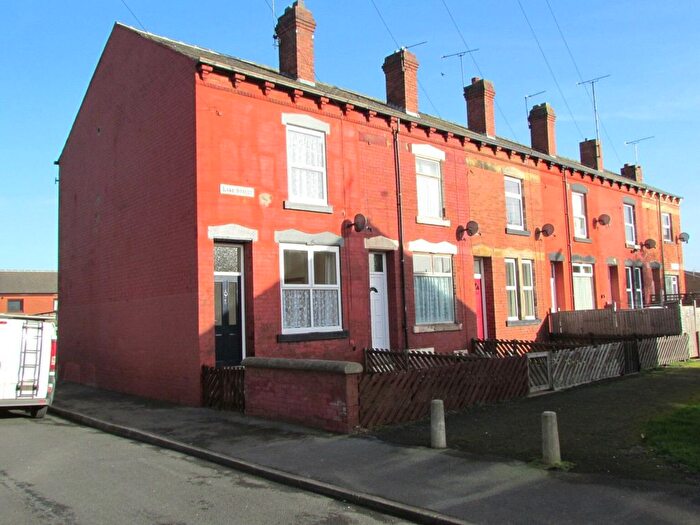 2 Bedroom Terraced House To Rent In Lake Street, Leeds, West Yorkshire, LS10