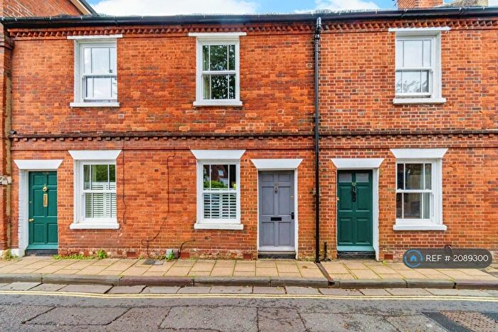 2 Bedroom Terraced House To Rent In Colebrook Street, Winchester, SO23