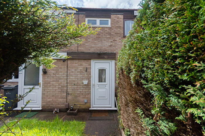 3 Bedroom Terraced House For Sale In Dimmingsdale Bank, Quinton, Birmingham, B32