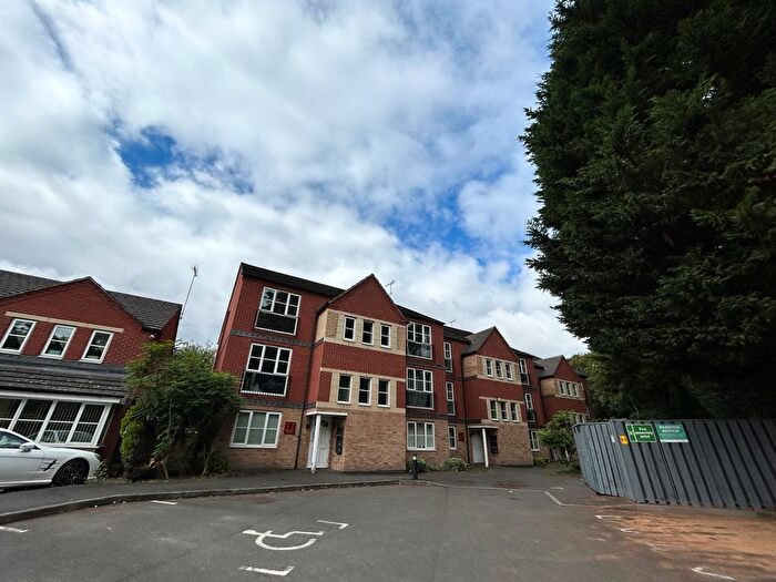 2 Bedroom Flat To Rent In Pavilion Grove, Burton-On-Trent, DE14