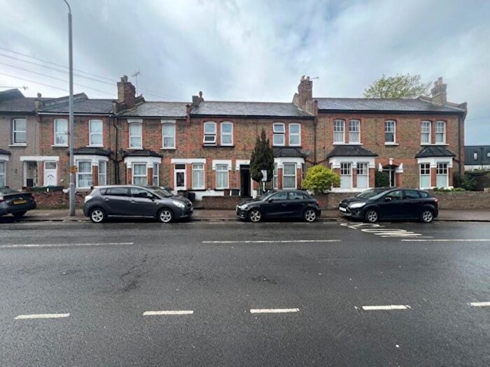 2 Bedroom Maisonette To Rent In Higham Hill Road, London, E17