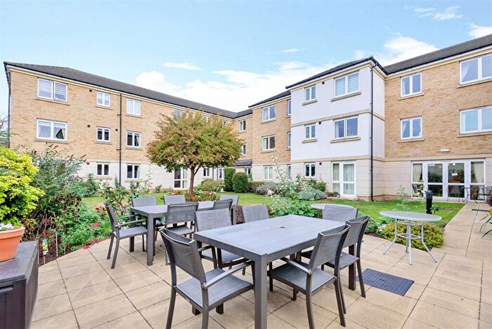 2 Bedroom Retirement Property For Sale In Tyrell Lodge, Chelmsford, Essex, CM2