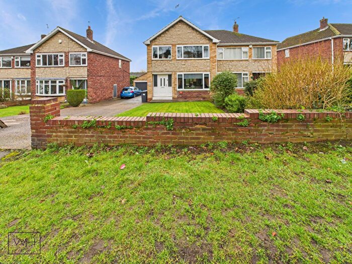 3 Bedroom Semi Detached House For Sale In Cusworth Lane, Doncaster, DN5