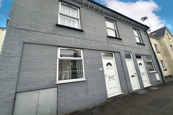 1 Bedroom Flat To Rent In Cheddon Road, Taunton, TA2