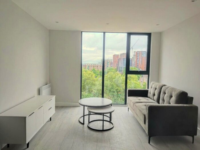 3 Bedroom Flat To Rent In Regent Plaza, Regent Road, Manchester, Greater Manchester, M5