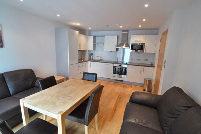 1 Bedroom Apartment To Rent In Central Quay North, Broad Quay, BS1