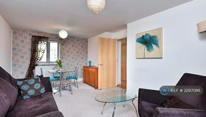 2 Bedroom Flat To Rent In Silwood Street, London, SE16