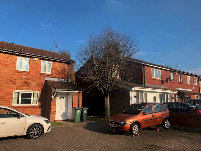 1 Bedroom Flat To Rent In Adams Close, Smethwick, B66