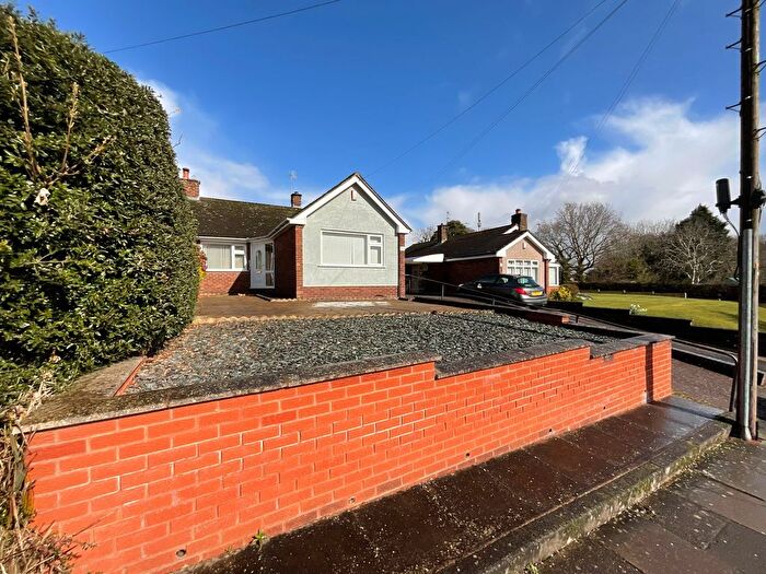 2 Bedroom Semi Detached Bungalow For Sale In Werburgh Drive, Stoke-On-Trent, ST4