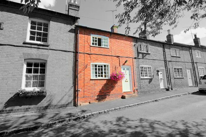 1 Bedroom Cottage For Sale In School Lane, Barkby, Leicester, LE7