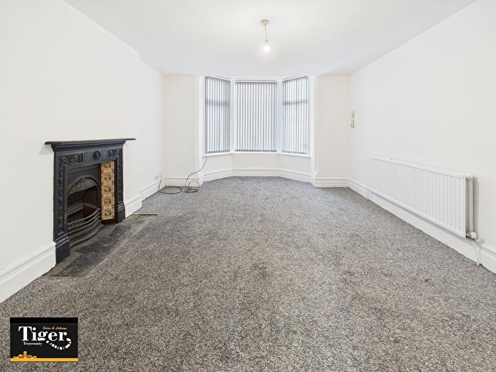 2 Bedroom Flat To Rent In St. Albans Road, Lytham St. Annes, FY8