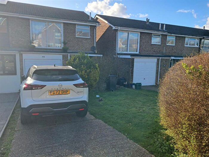 3 Bedroom Semi Detached House For Sale In Glentrammon Road, Orpington, BR6