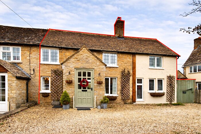 2 Bedroom Terraced House For Sale In The Heath, Milton-Under-Wychwood, OX7