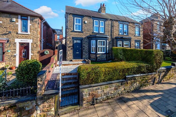 3 Bedroom Semi Detached House For Sale In Locke Avenue, Barnsley, S70