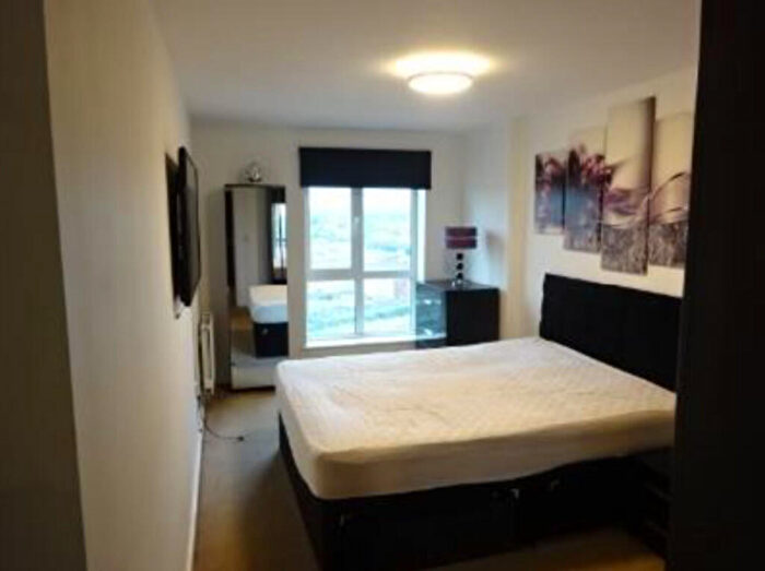 1 Bedroom Apartment To Rent In Masshouse Plaza, Birmingham, B5