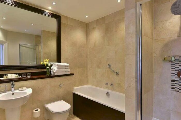 3 Bedroom Flat To Rent In Stanhope Gardens, London, SW7