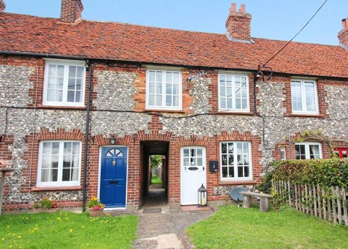 3 Bedroom House To Rent In Bolter End Lane, Wheeler End, HP14