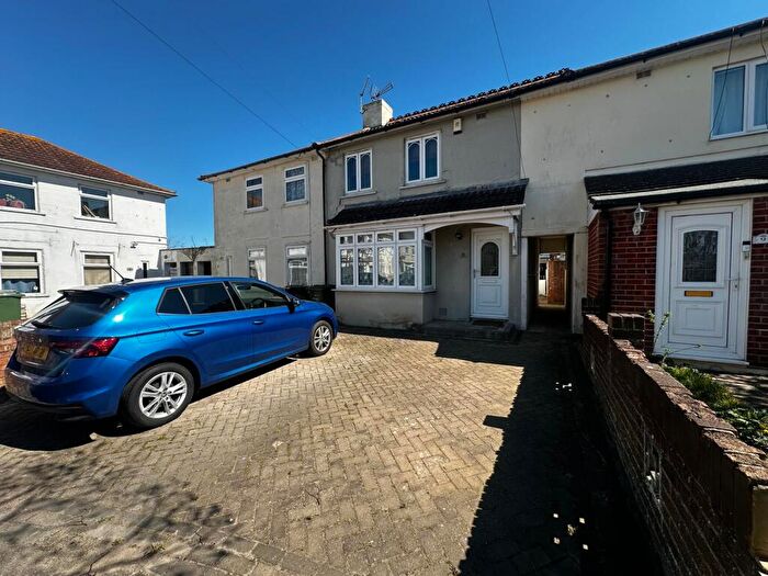 3 Bedroom Terraced House For Sale In Tipner Green, Portsmouth, PO2