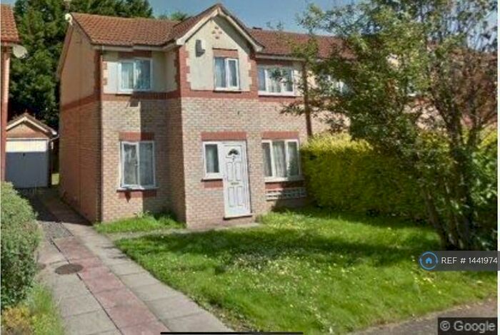 3 Bedroom Semi-Detached House To Rent In Mill Burn Way, Birmingham, B9